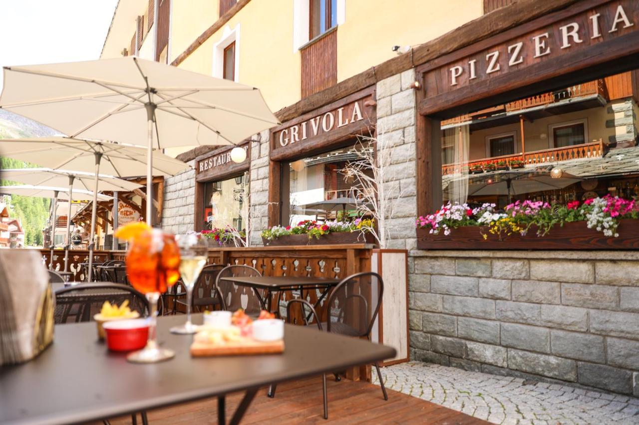 Art Hotel Grivola Breuil-Cervinia Luaran gambar